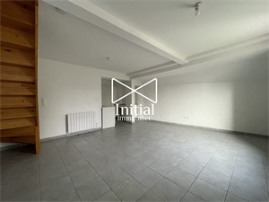 appartement à la location -   10800  SAINT-JULIEN-LES-VILLAS, surface 35,05 m2 location appartement - APR750538